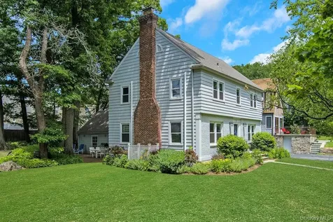 91 Vaughn Avenue New Rochelle NY 10801