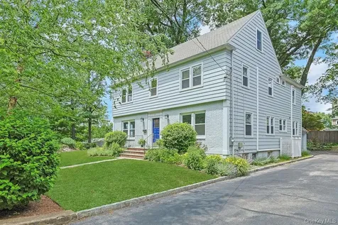 91 Vaughn Avenue New Rochelle NY 10801