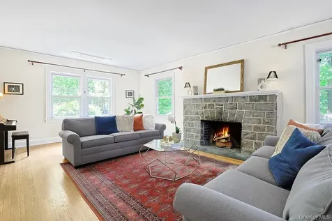 91 Vaughn Avenue New Rochelle NY 10801