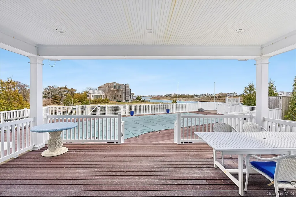 176 Beach Lane Westhampton Beach NY 11978