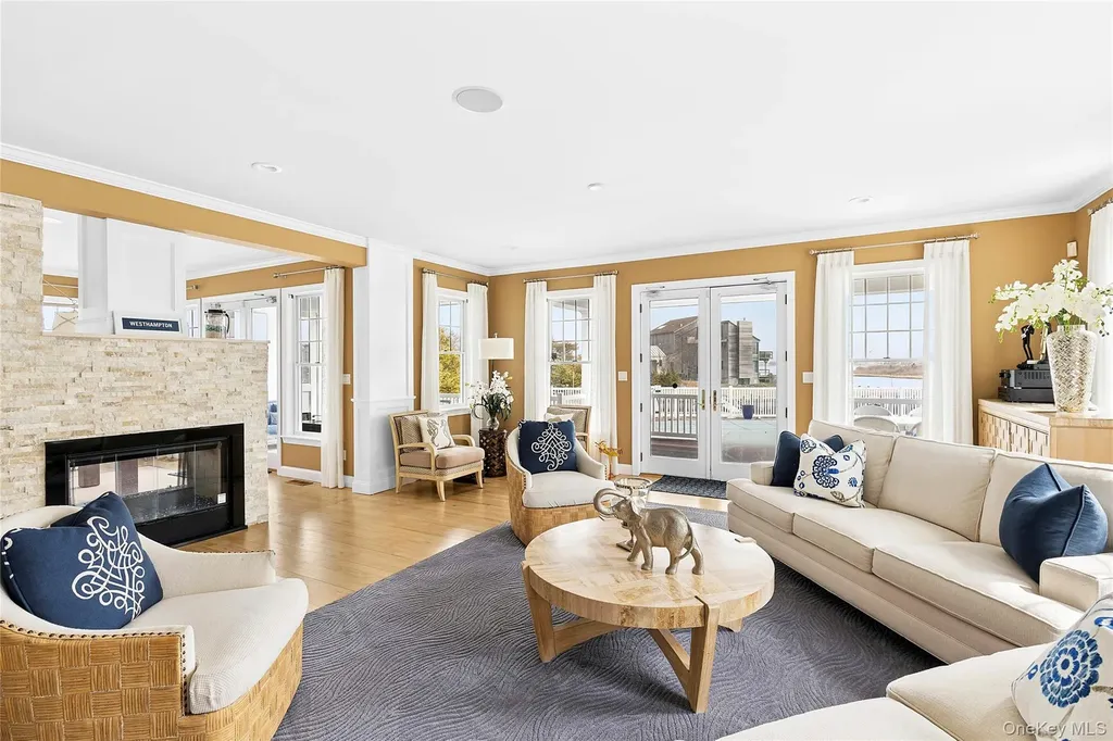 176 Beach Lane Westhampton Beach NY 11978