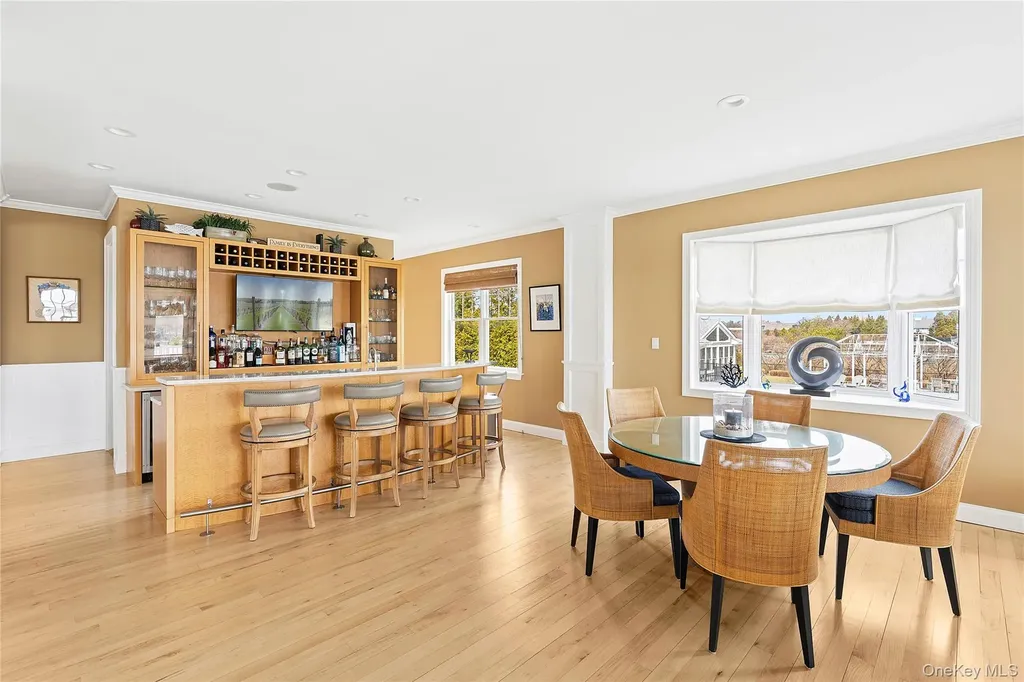 176 Beach Lane Westhampton Beach NY 11978