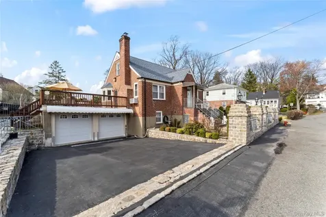 18 Butler Place Yonkers NY 10710