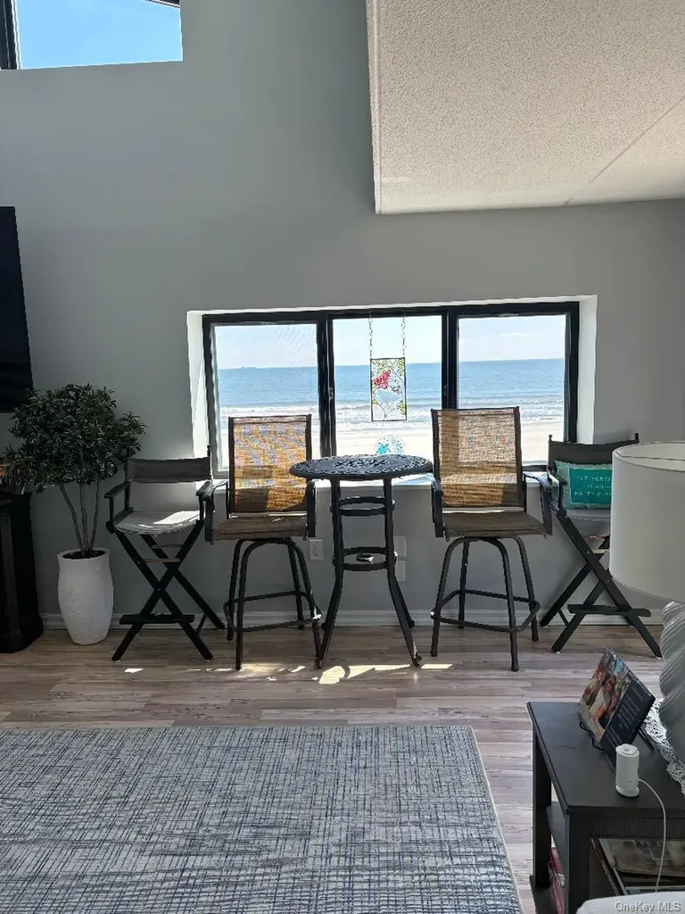 750 West Broadway Long Beach NY 11561