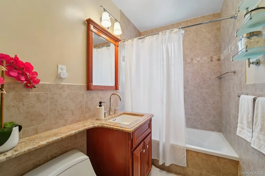 4 Sadore Yonkers NY 10710