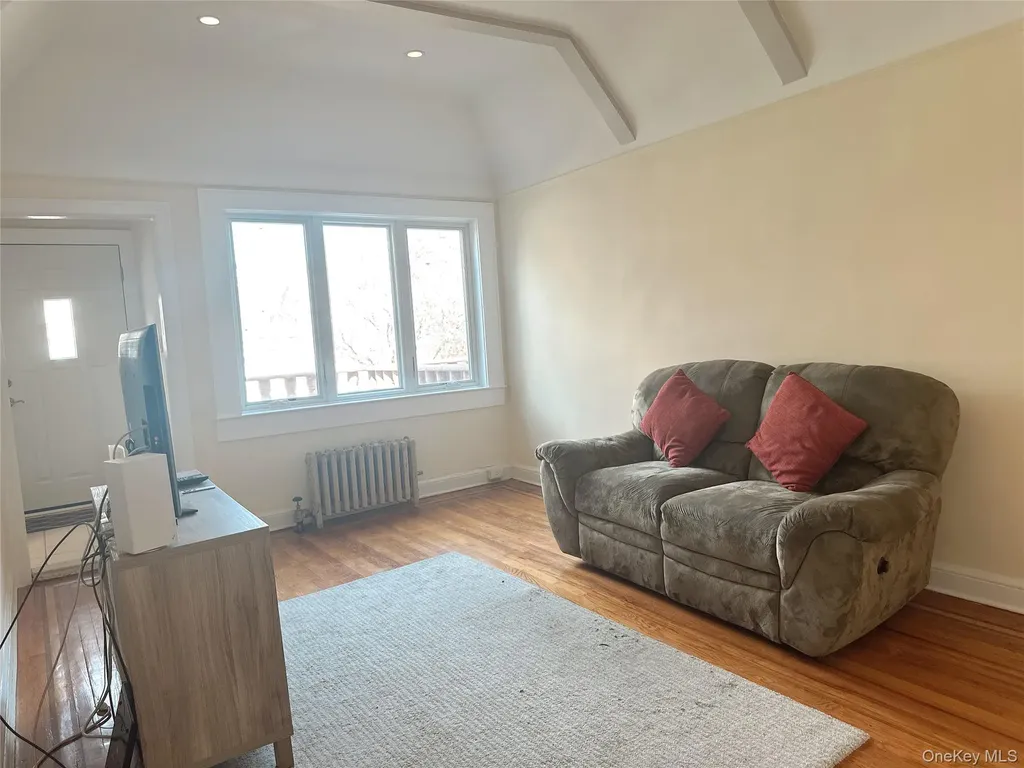14952 25th Drive Flushing NY 11354