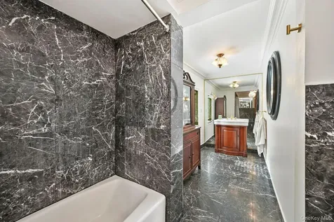 35 Euclid Avenue Ardsley NY 10502