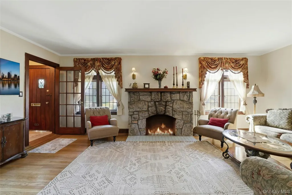 628 Concord Avenue Williston Park NY 11596