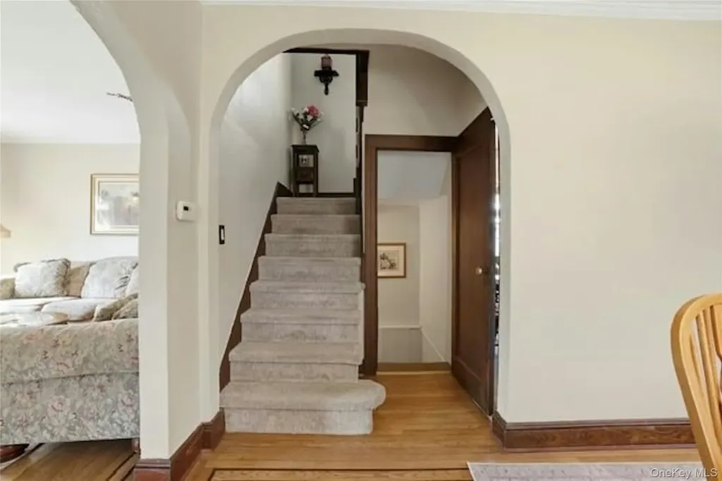628 Concord Avenue Williston Park NY 11596