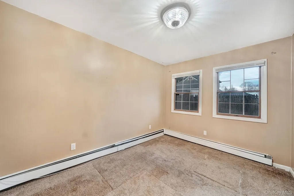 320 S Bayview Avenue Freeport NY 11520