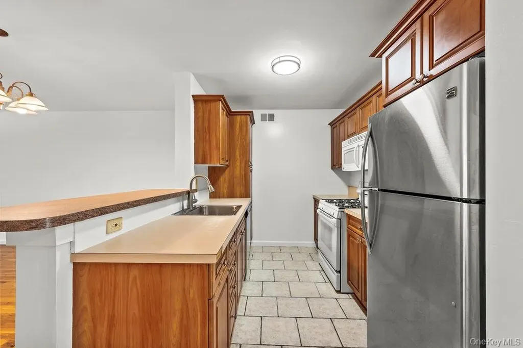 131 Pelhamdale Avenue Mount Vernon NY 10553