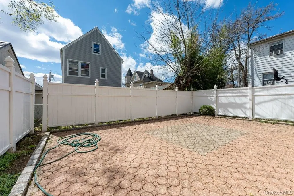 131 Pelhamdale Avenue Mount Vernon NY 10553