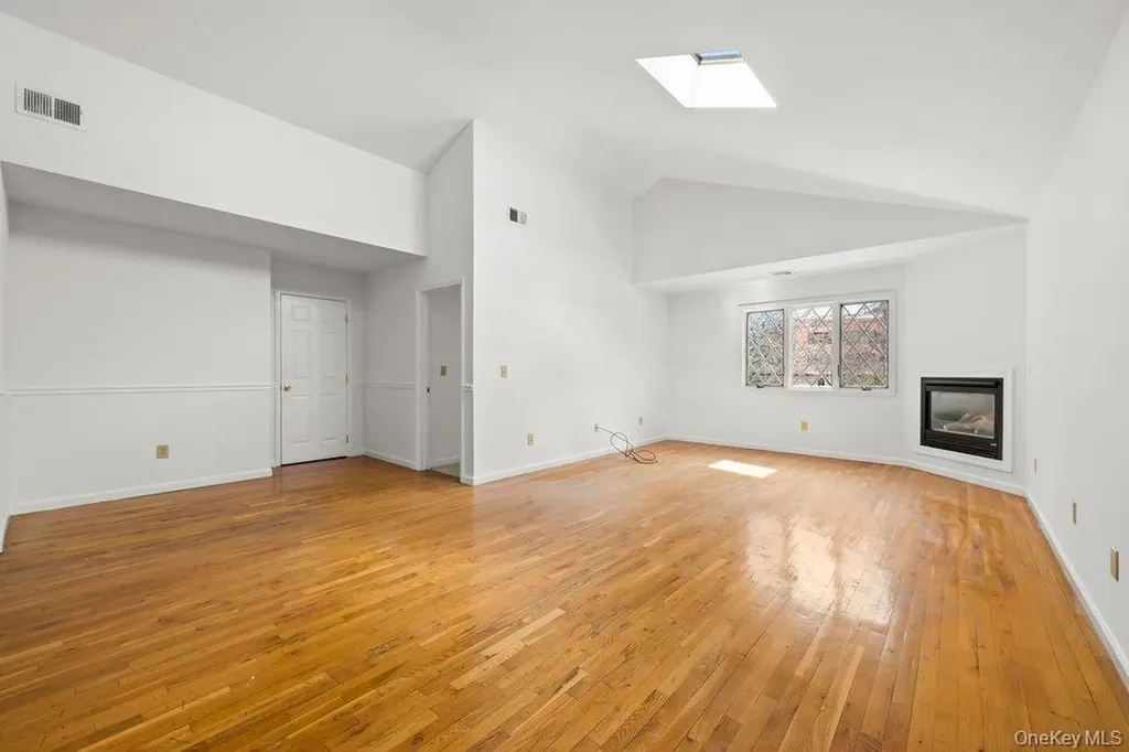 131 Pelhamdale Avenue Mount Vernon NY 10553