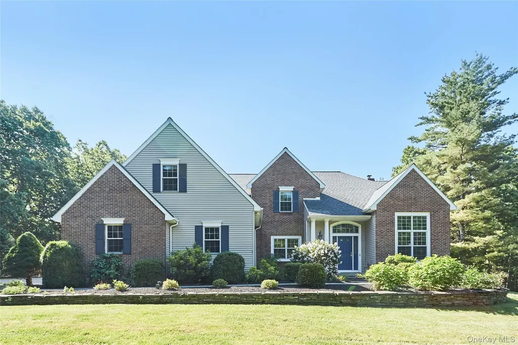 58 Deer Run Road Red Hook NY 12571