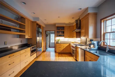 58 Deer Run Road Red Hook NY 12571