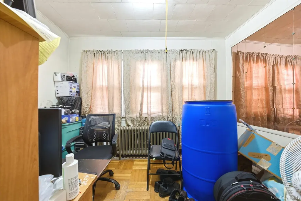 793 N Oak Drive Bronx NY 10467