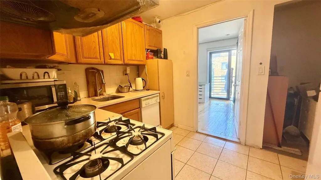 13308 41st Avenue Flushing NY 11355