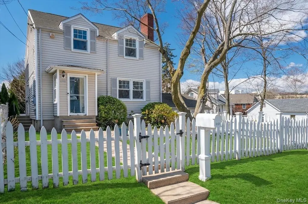 640 Hillside Avenue Mamaroneck NY 10543