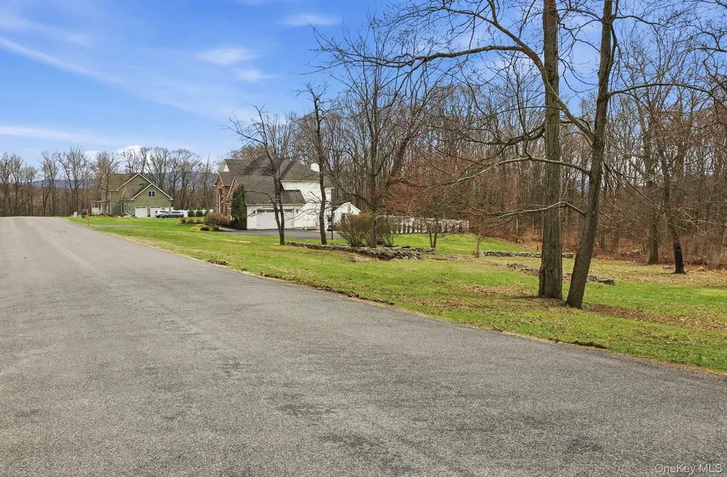 37 Willets Way Newburgh NY 12550