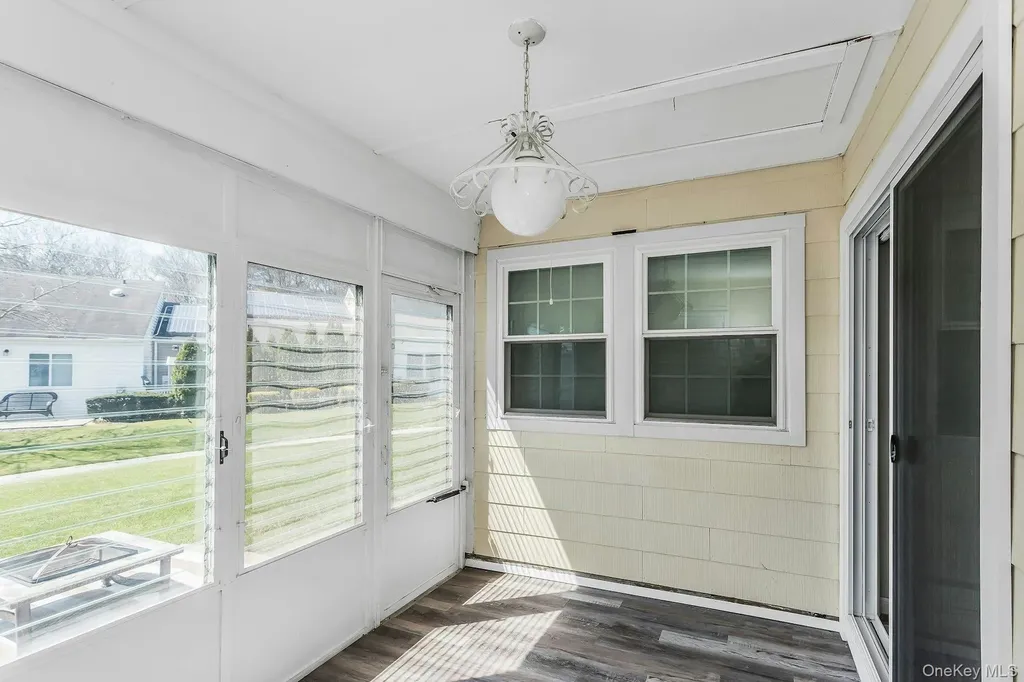 55 Forge Lane Coram NY 11727