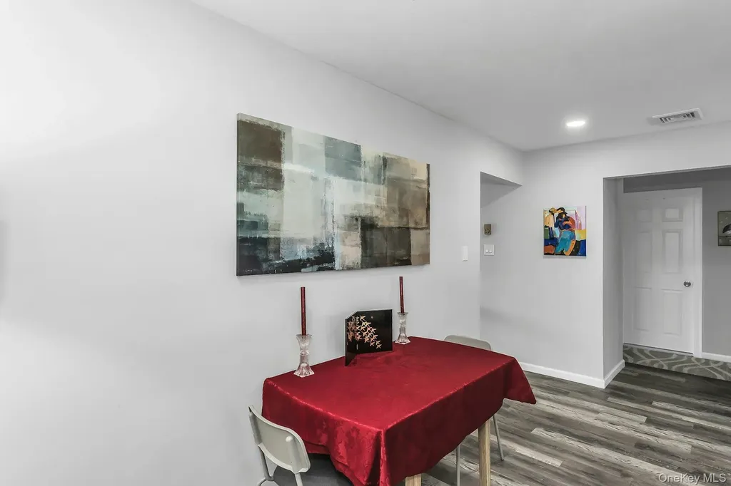 55 Forge Lane Coram NY 11727