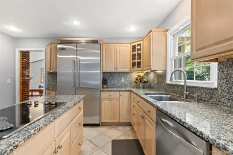 2 Lalli Drive Katonah NY 10536