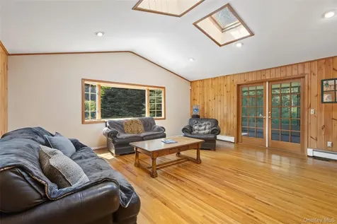 2 Lalli Drive Katonah NY 10536