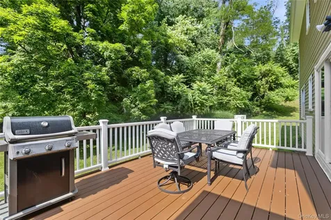2 Lalli Drive Katonah NY 10536