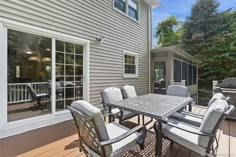 2 Lalli Drive Katonah NY 10536