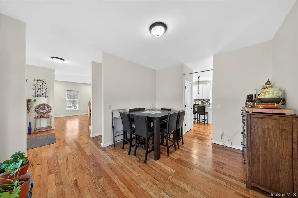 98 Bender Road Westtown NY 10998