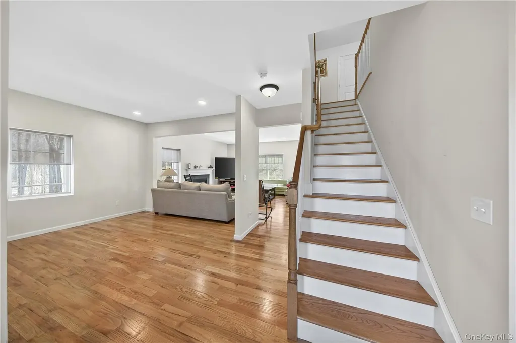 98 Bender Road Westtown NY 10998