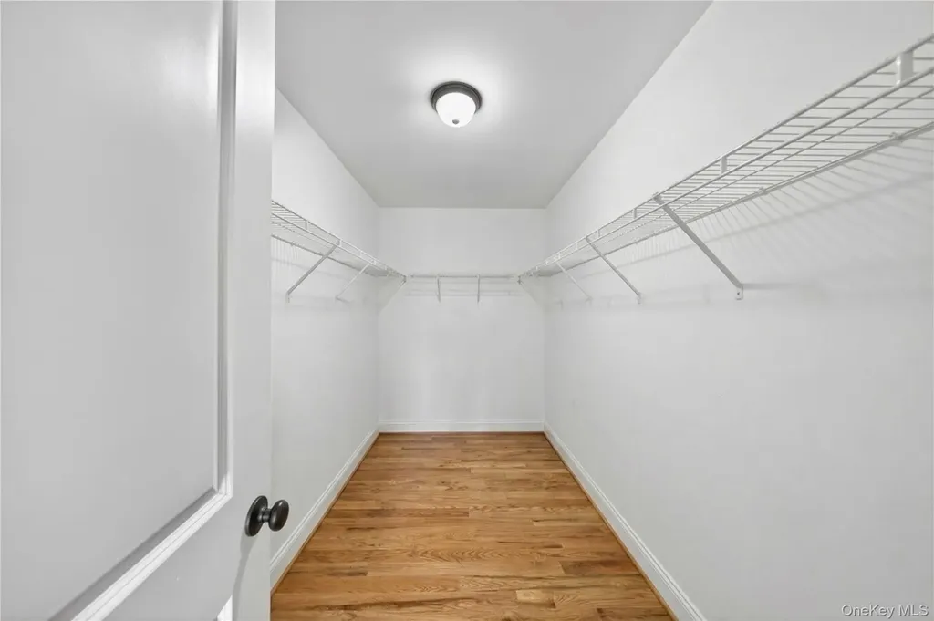98 Bender Road Westtown NY 10998