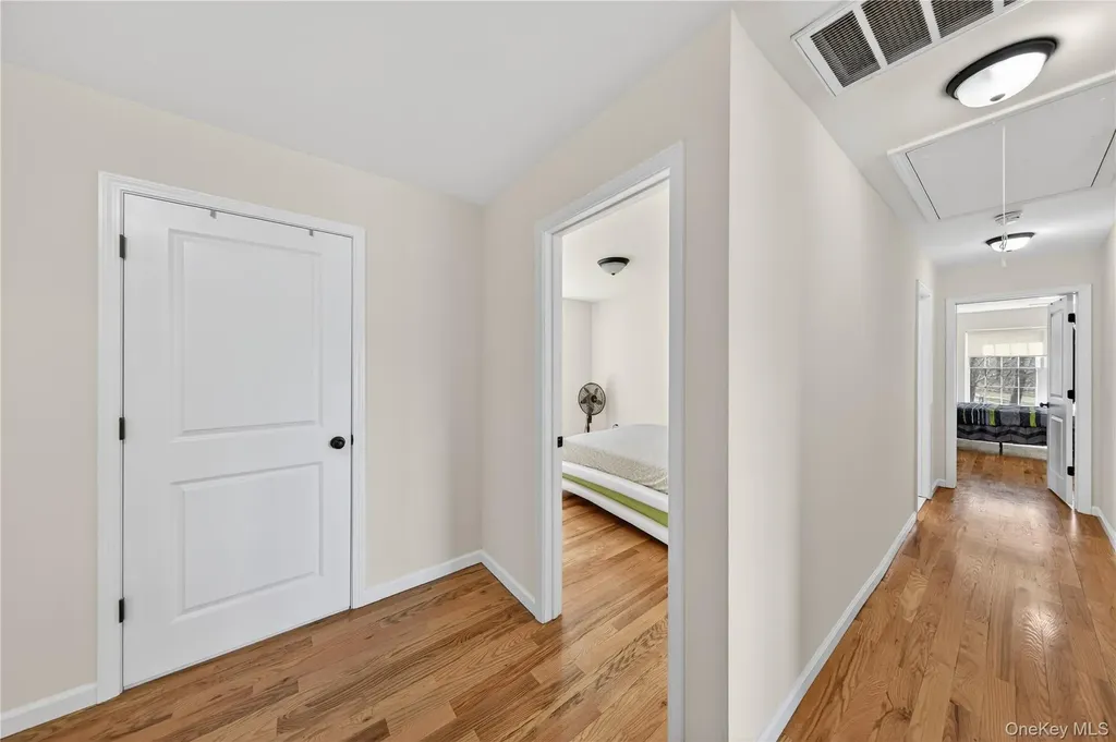 98 Bender Road Westtown NY 10998
