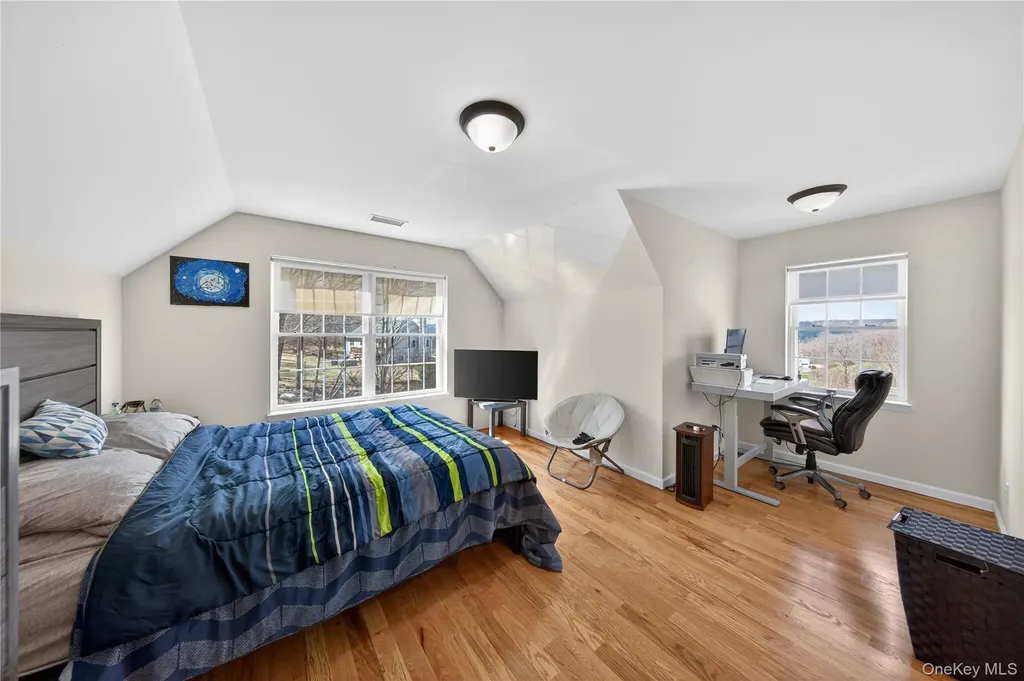 98 Bender Road Westtown NY 10998