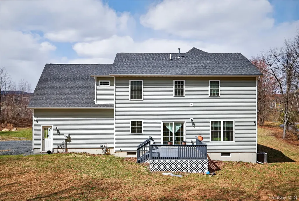 98 Bender Road Westtown NY 10998