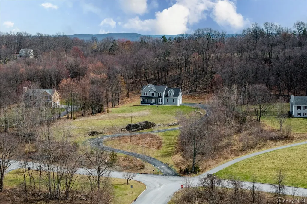 98 Bender Road Westtown NY 10998
