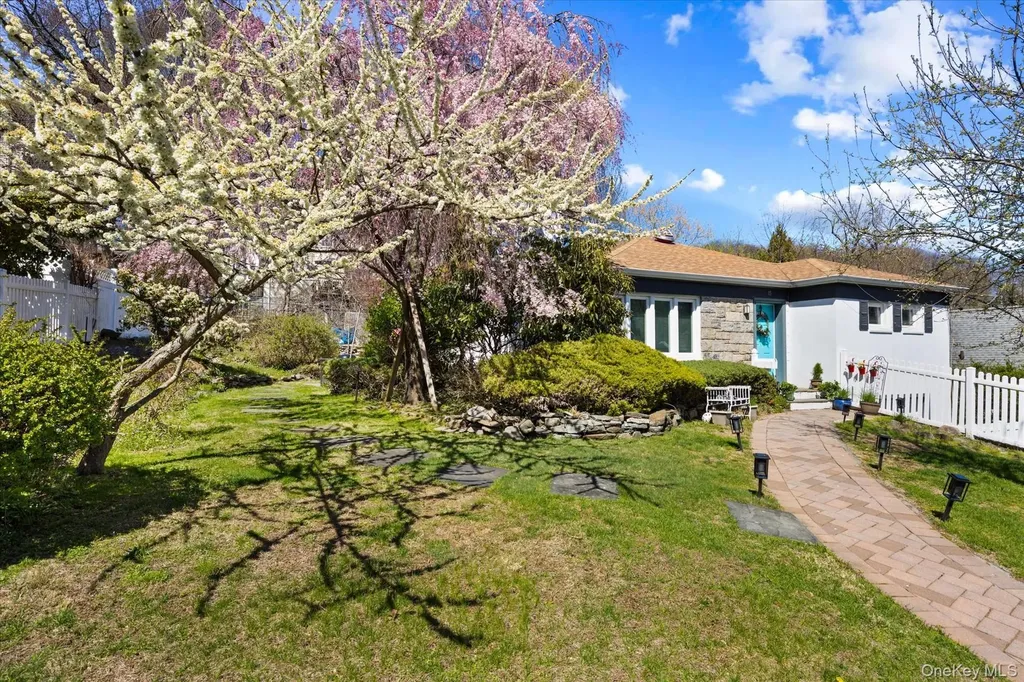 15 Brookside Lane Dobbs Ferry NY 10522