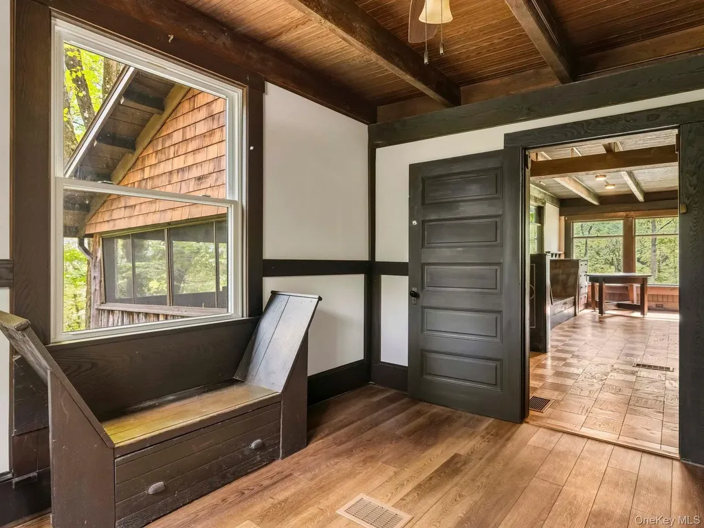 5 Riverby Lane West Park NY 12493