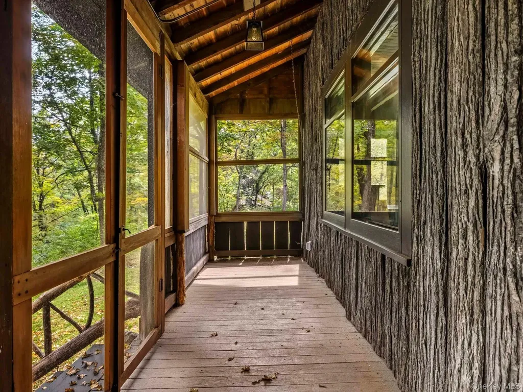 5 Riverby Lane West Park NY 12493