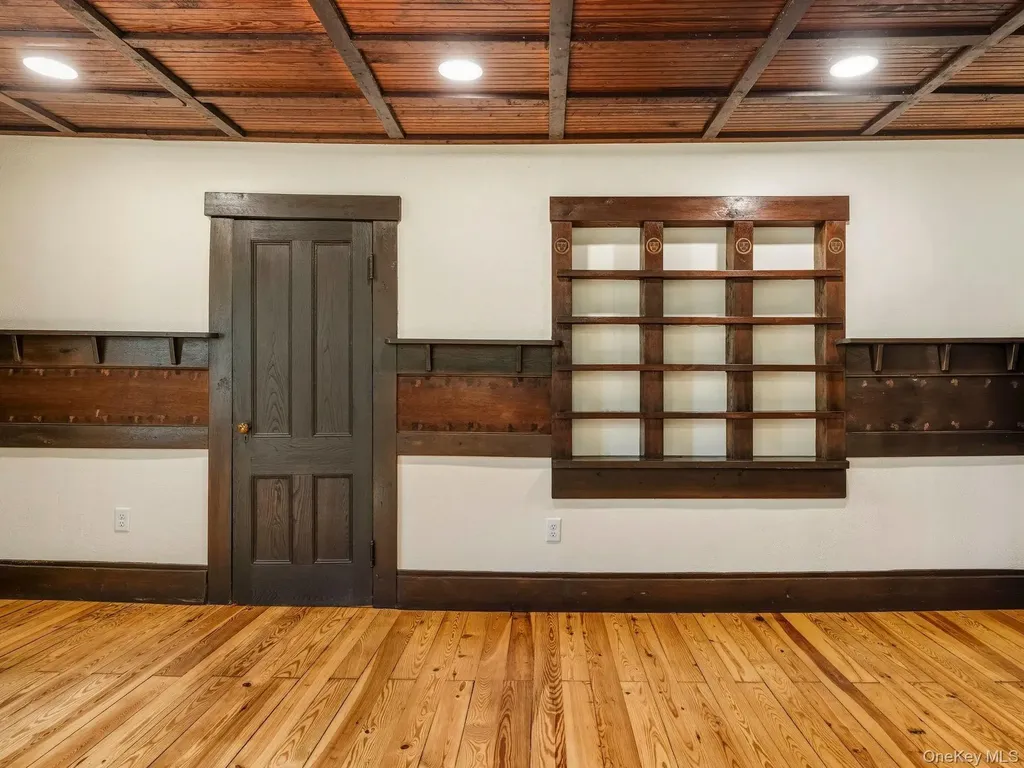 5 Riverby Lane West Park NY 12493