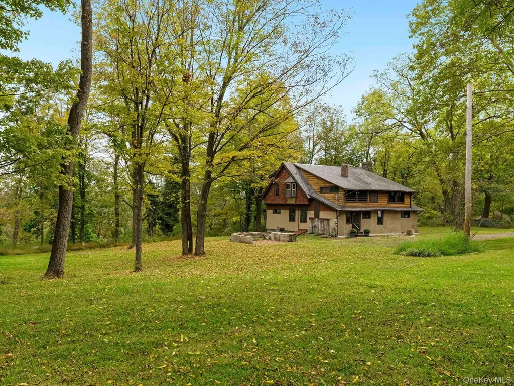 5 Riverby Lane West Park NY 12493