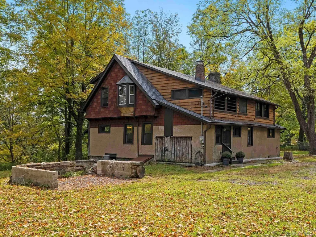 5 Riverby Lane West Park NY 12493