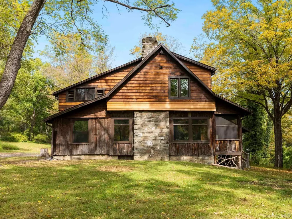 5 Riverby Lane West Park NY 12493