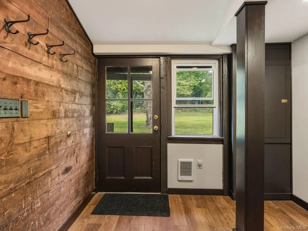 5 Riverby Lane West Park NY 12493