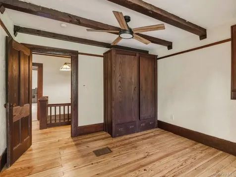 5 Riverby Lane West Park NY 12493