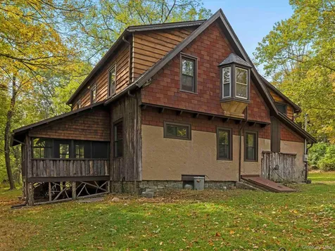 5 Riverby Lane West Park NY 12493