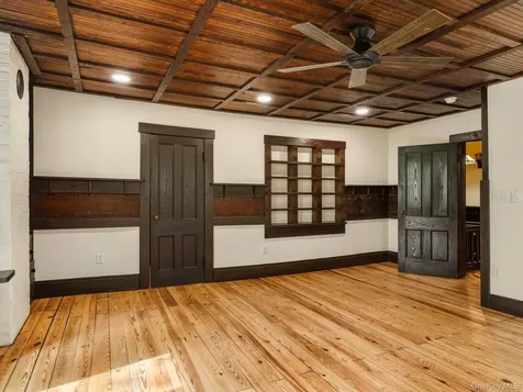 5 Riverby Lane West Park NY 12493