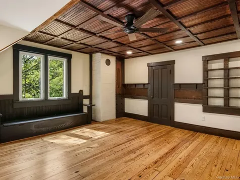 5 Riverby Lane West Park NY 12493