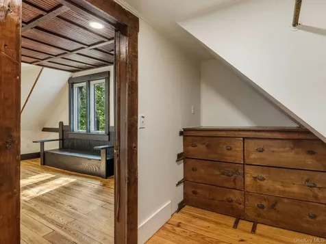 5 Riverby Lane West Park NY 12493
