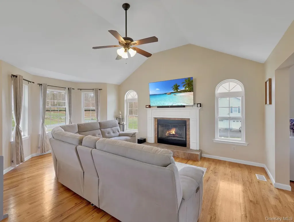 8 Dot Calm Drive Otisville NY 10963